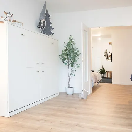 Deluxe For 5 - Sauna & Pool - Free Parking