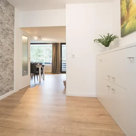 Apartment Deluxe For 5 - Sauna & Pool - Free Parking *