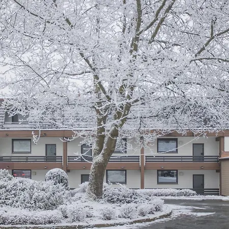 Deluxe For 5 - Sauna & Pool - Free Parking Appartamento