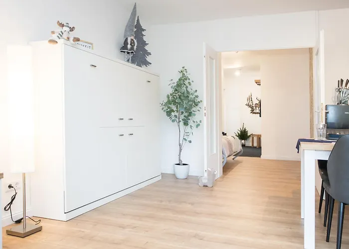 Deluxe For 5 - Sauna & Pool - Free Parking