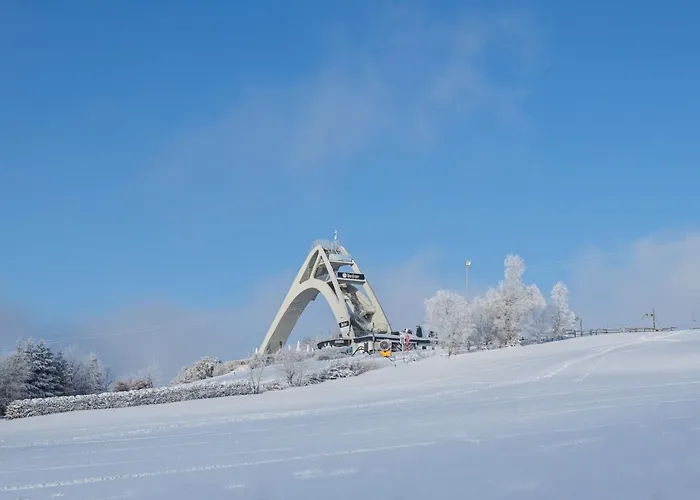 Deluxe For 5 - Sauna & Pool - Free Parking *